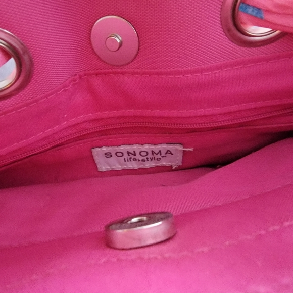 Pink Purse - Picture 3 of 4